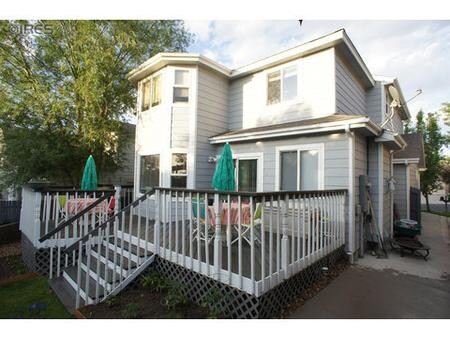 Foto del edificio - 13673 Adams St