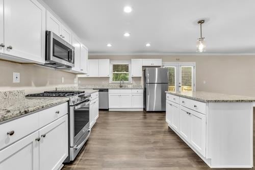 Building Photo - 221 Cherrywood Dr