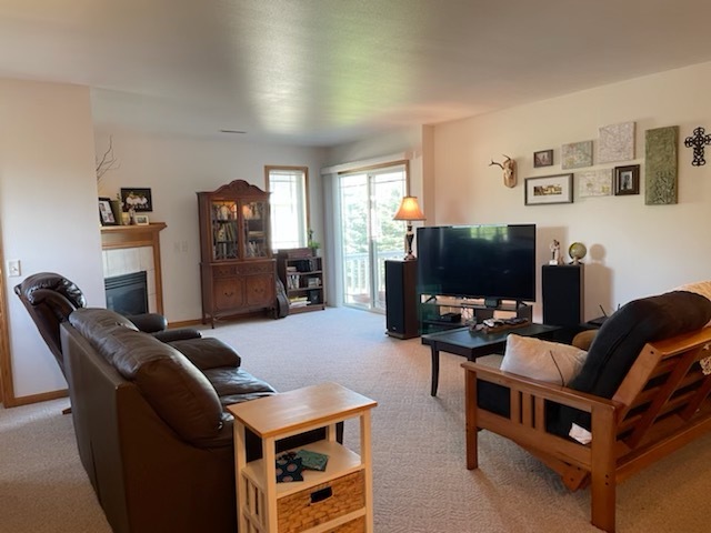 Building Photo - 245 Meadowside Dr