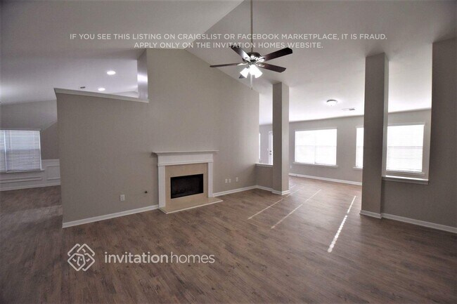 Building Photo - 1044 Southwood Dr