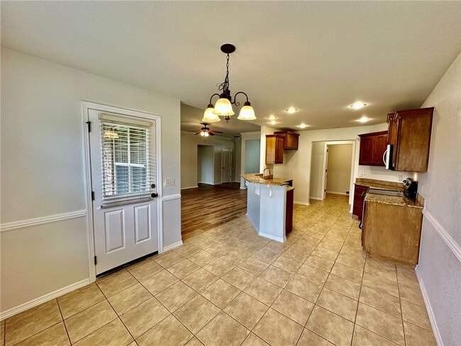 Building Photo - 441 Sorrento Dr