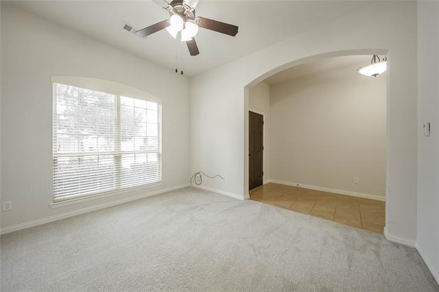 Foto del edificio - 901 Lake Hollow Dr
