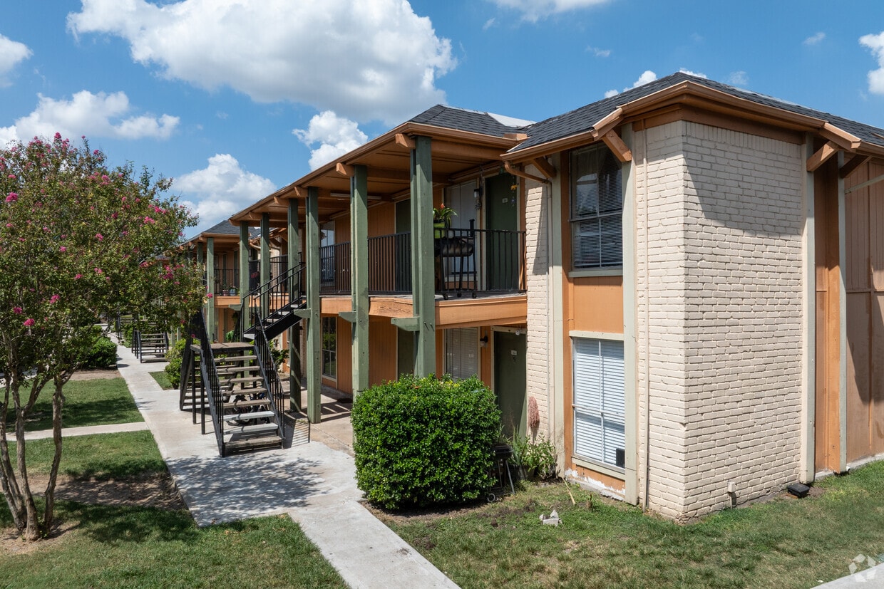 Foto principal - Cedar Branch Apartments