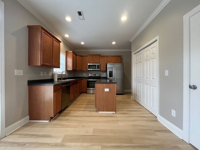 Photo - Expansive 3/3 Available Now! Townhome