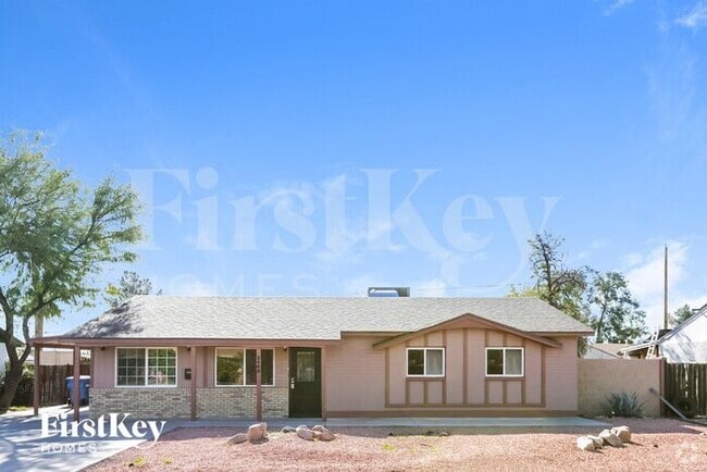Building Photo - 3469 E Presidio Rd