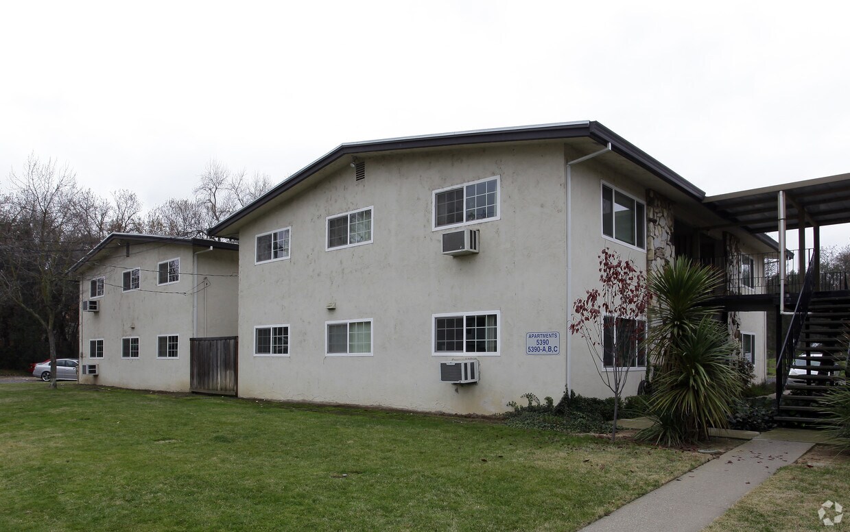 Sierra Meadows Apartments Loomis, CA