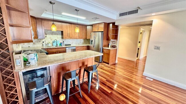 Foto del edificio - 19390 Collins Ave