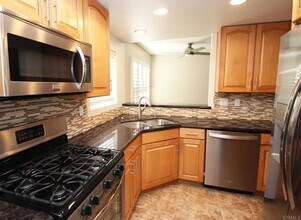 Building Photo - 1067 Shadowridge Dr