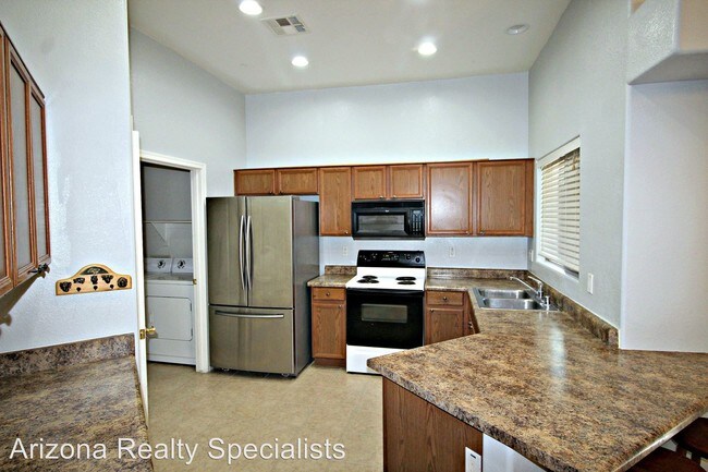 Foto del edificio - 3 br, 2 bath House - 8117 W. Zoe Ella Way