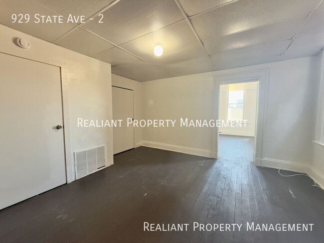 Photo - 929 State Ave Apartment