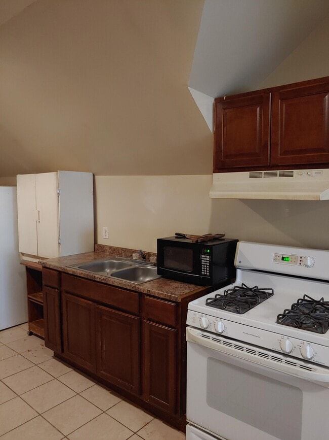 Foto del edificio - 1425 S Harris Rd