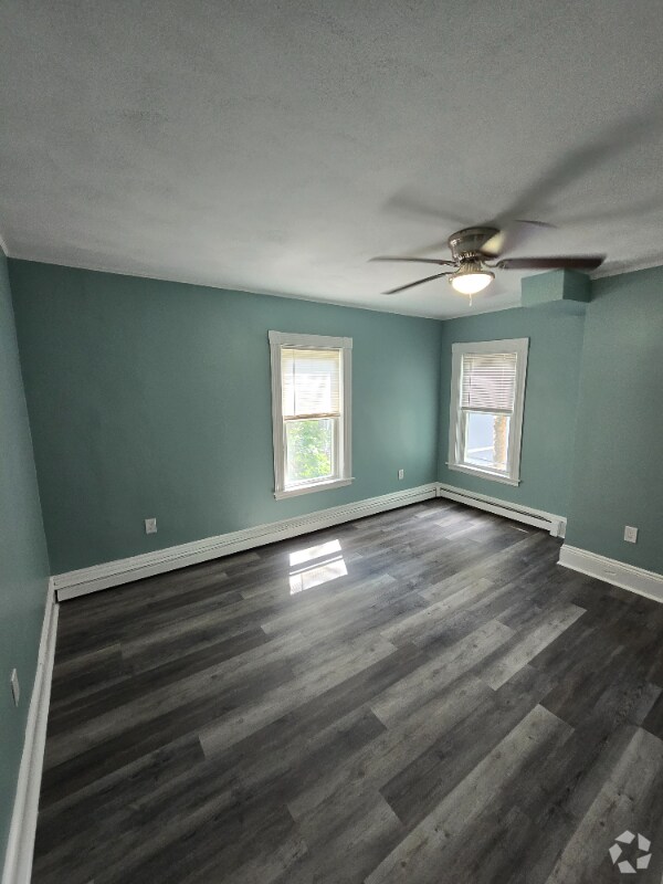 Building Photo - 23 Wabeno St
