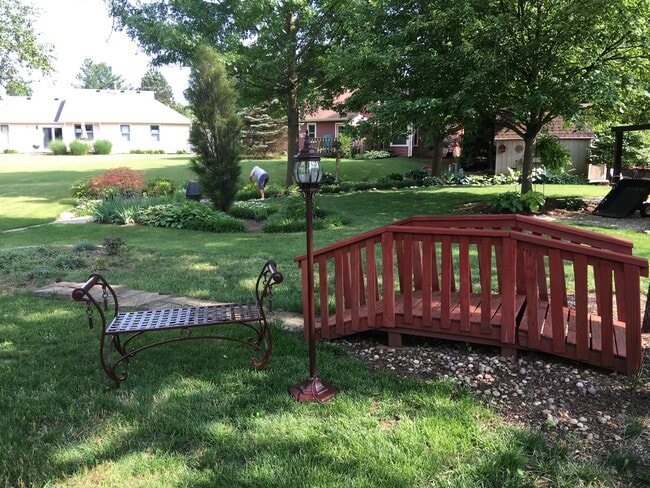 Foto del edificio - 1234 Summerfield Dr