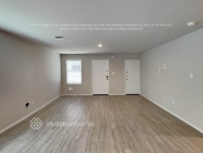 Building Photo - 5722 Leon Pl