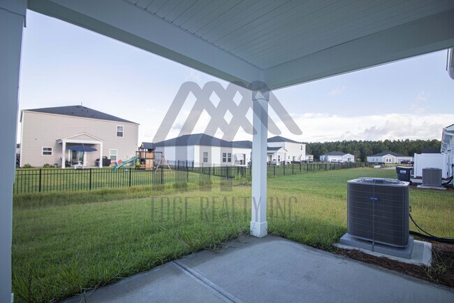 Foto del edificio - 140 River Birch Ln