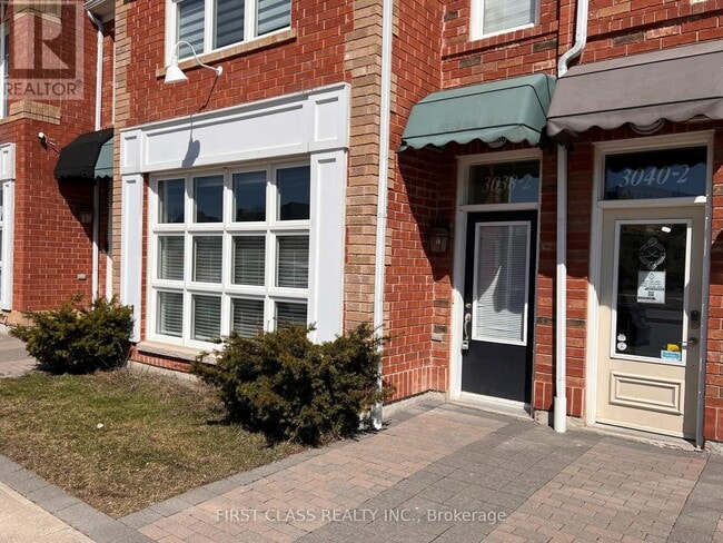 Building Photo - 3038 Bur Oak Ave