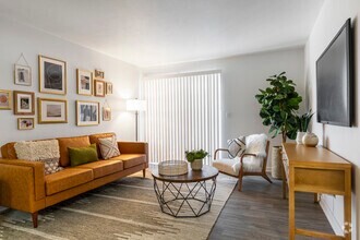 Interior Photo - Lumen