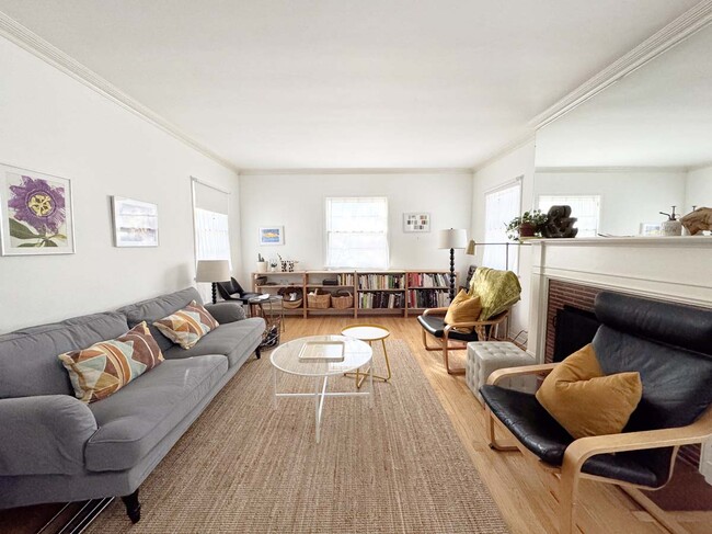 bright and airy living room - 4717 Druid St