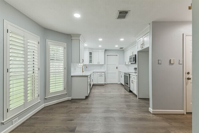 Foto del edificio - 3030 Jane Long League Dr