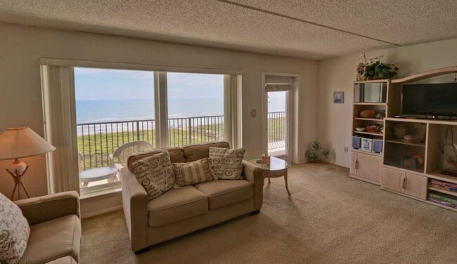 Building Photo - 3900 Gulf Blvd