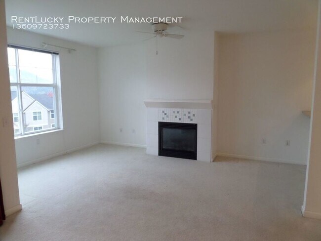 Foto del edificio - 23420 SE Black Nugget Rd