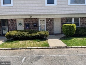 Building Photo - 1508 Silver Ct