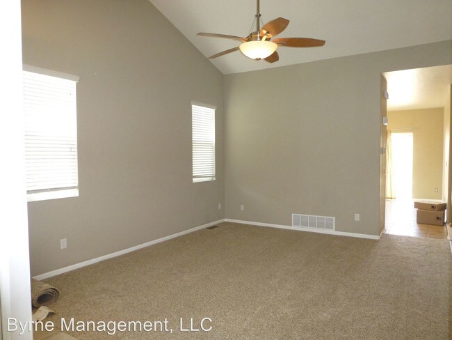Building Photo - 3 br, 2 bath House - 1834 Capital Drive