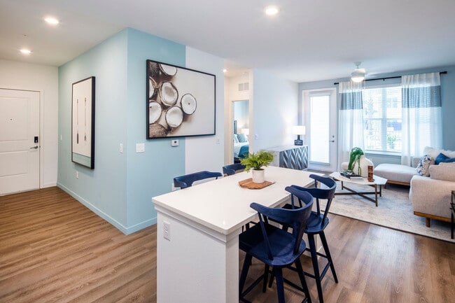 Foto del edificio - The Shores at Lake Howell