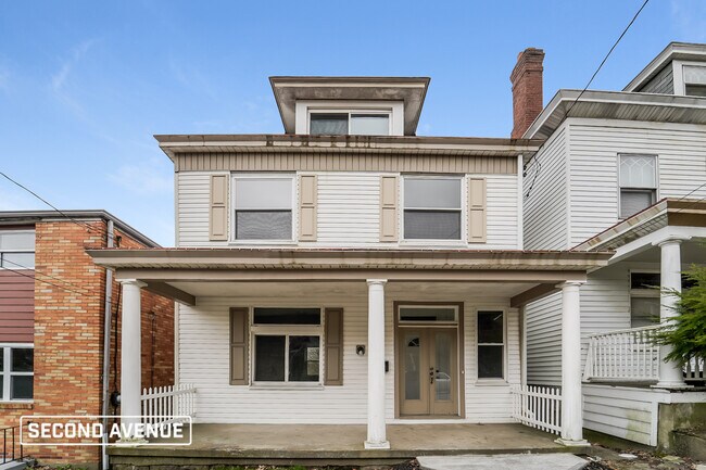 Building Photo - 25 Dunlap St