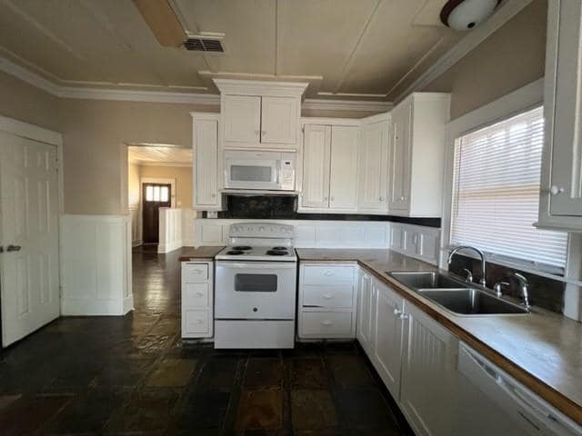 Building Photo - 1033 Poplar St