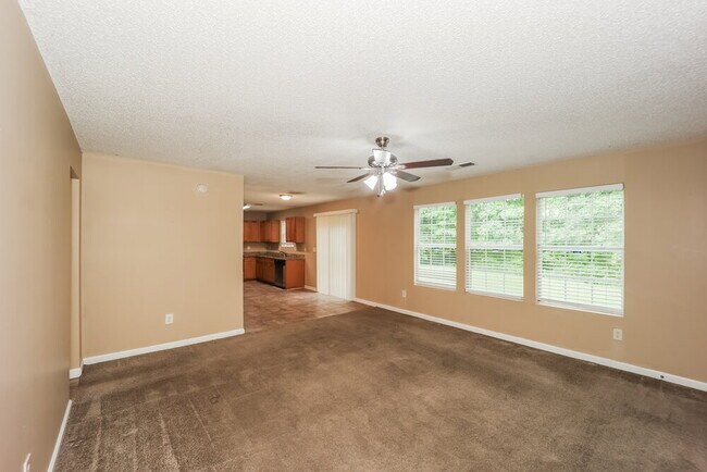 Building Photo - 6873 Merrywood Dr