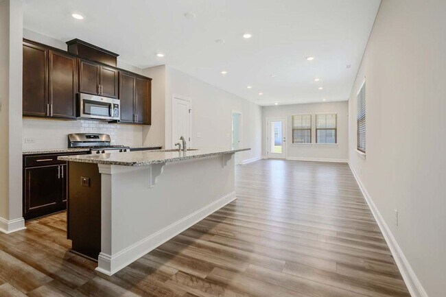 Foto del edificio - Stunning One Story Ranch Style Home in 55+...