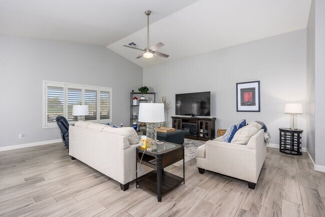 Foto del edificio - 34018 N Pate Pl