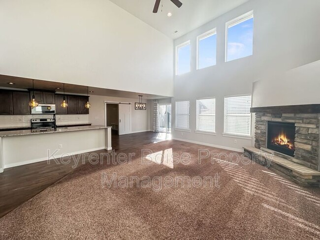 Foto del edificio - 4661 N Alester Ave