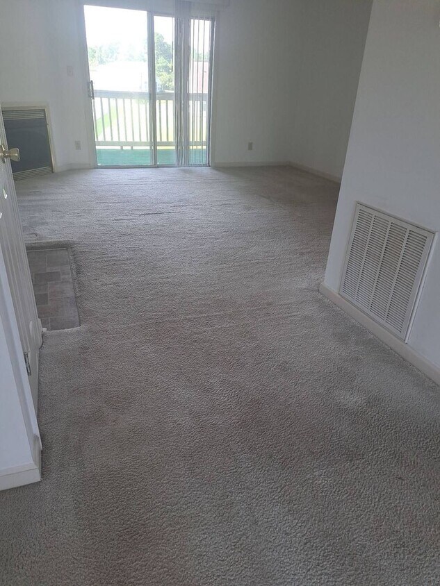 Foto principal - 2 Bedroom 2 Bath Condo on the 3rd floor