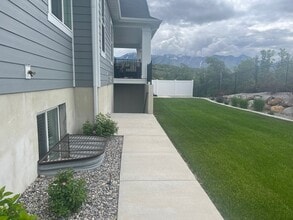 Building Photo - 2508 E Ember Dr