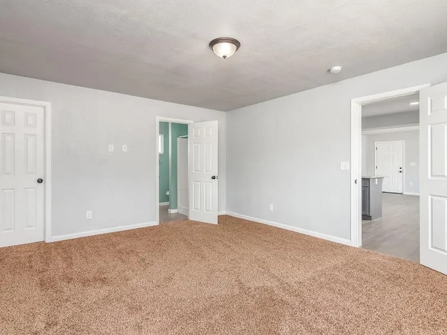 Building Photo - 30685-30682 Mehrten Dr