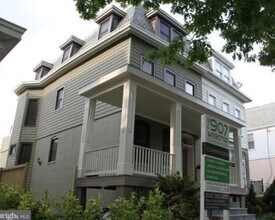 Building Photo - 907 Webster St NW