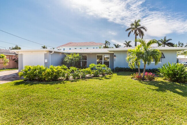 Foto del edificio - 700 NE 70th St