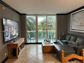 Building Photo - 3801 S Ocean Dr
