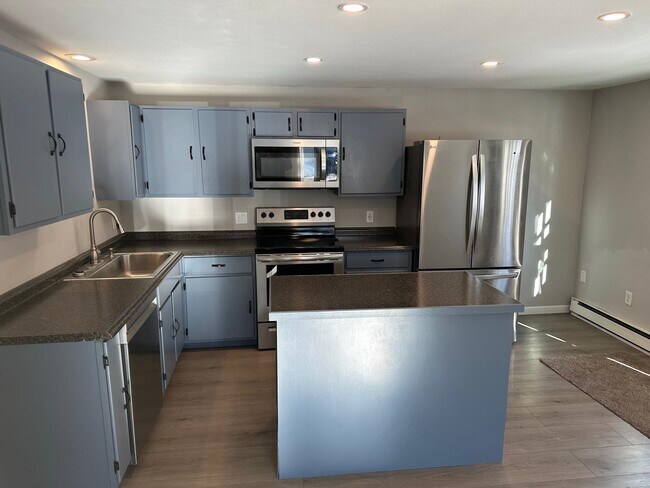 Foto del edificio - 2 Laperle Ave