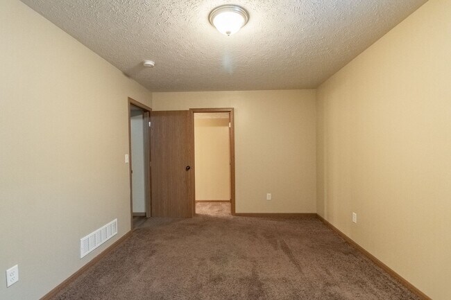 Foto del edificio - Beautiful Newer Home In South Lincoln