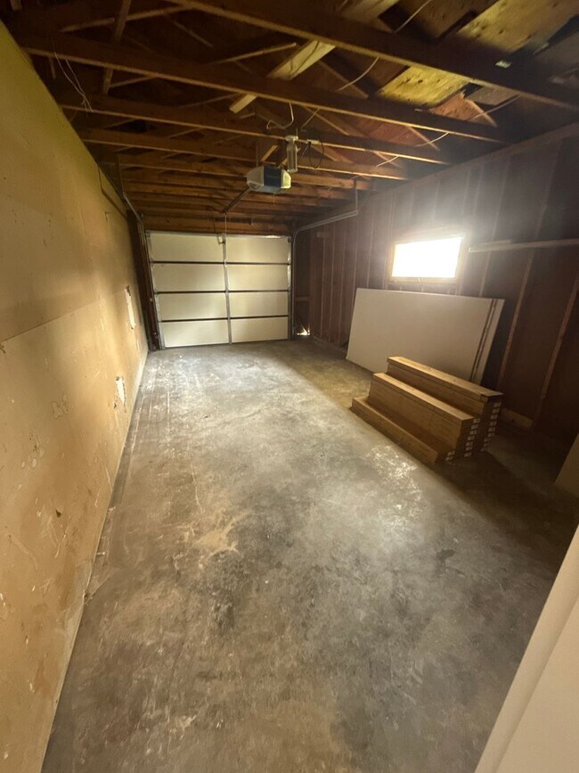 Foto del edificio - 2 bedroom Town House