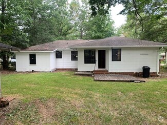 Building Photo - 86 Meadowbrook Dr