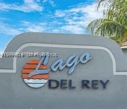 Foto del edificio - 7100 NW 173rd Dr