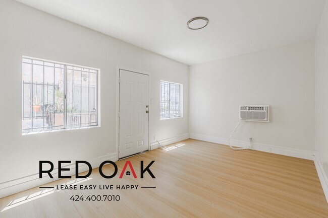 Building Photo - 2505 Malabar St