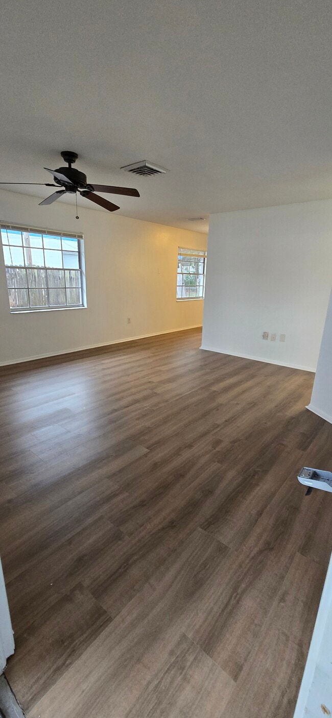 Building Photo - 5012 22nd St W