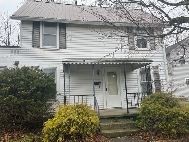 Front of Property - 9 Oak St