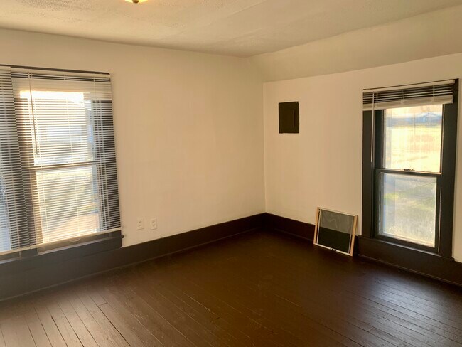 Foto del edificio - 1721 3rd St NE