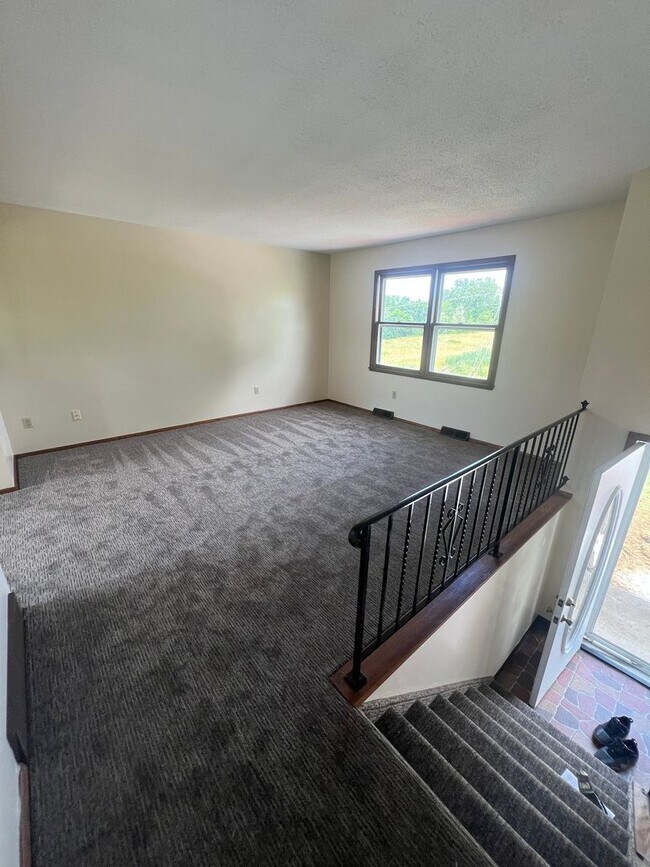 Foto del edificio - Southeast Erie 3 Bed with 2 Car Garage